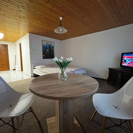 Ferienwohnung Kvetinova Litoměřice Exterior foto